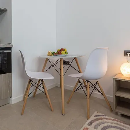 Sea On מלון דירות מאמאיה