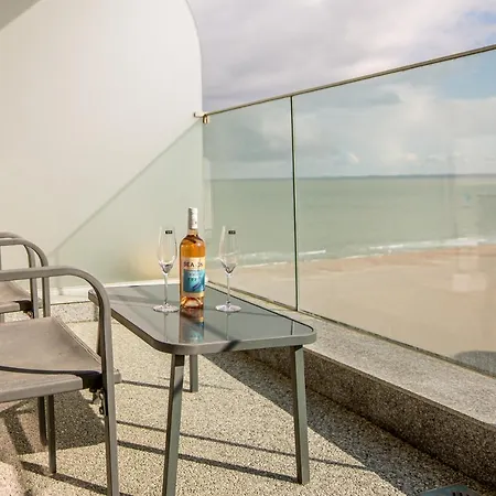 Sea On 公寓式酒店